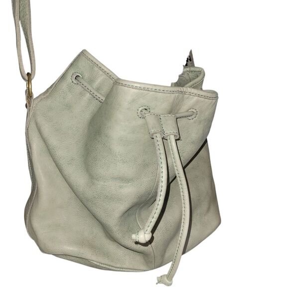 Pilcro Mint Green Shoulder Bag - Picture 2 of 7